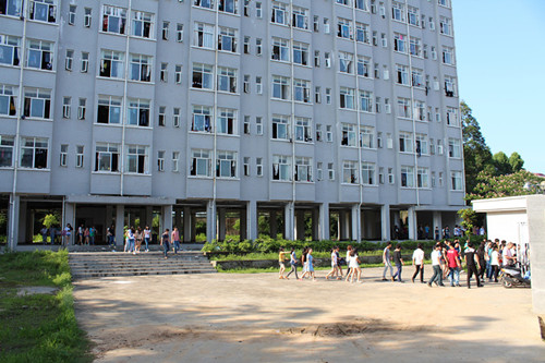 201352482160.jpg