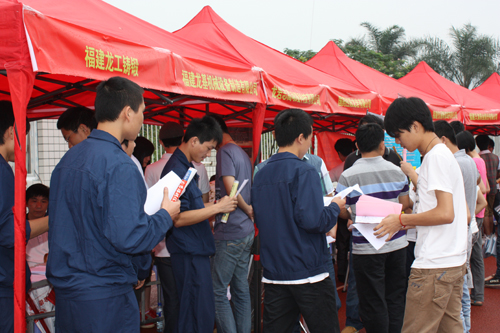 2012521101721.jpg