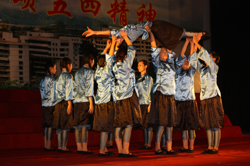 2012515165743.jpg