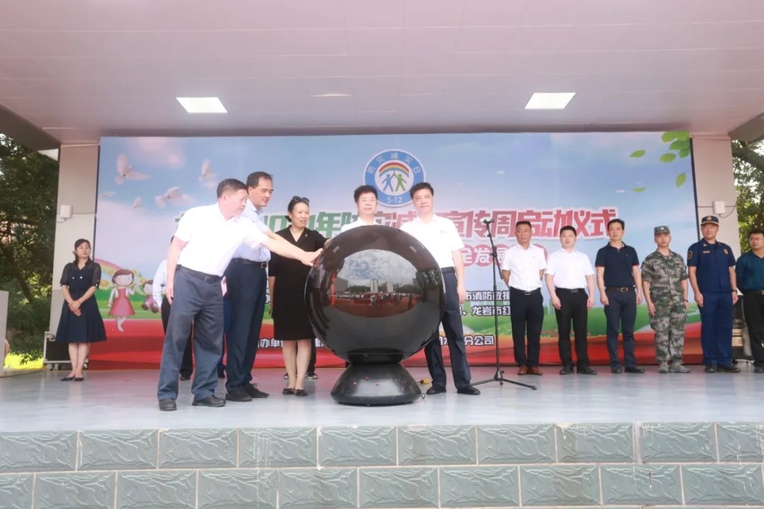 1621042341319046322.jpg 640.webp (3).jpg