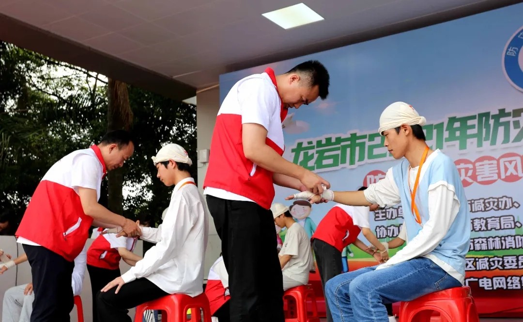 1621042362593076953.jpg 640.webp (5).jpg